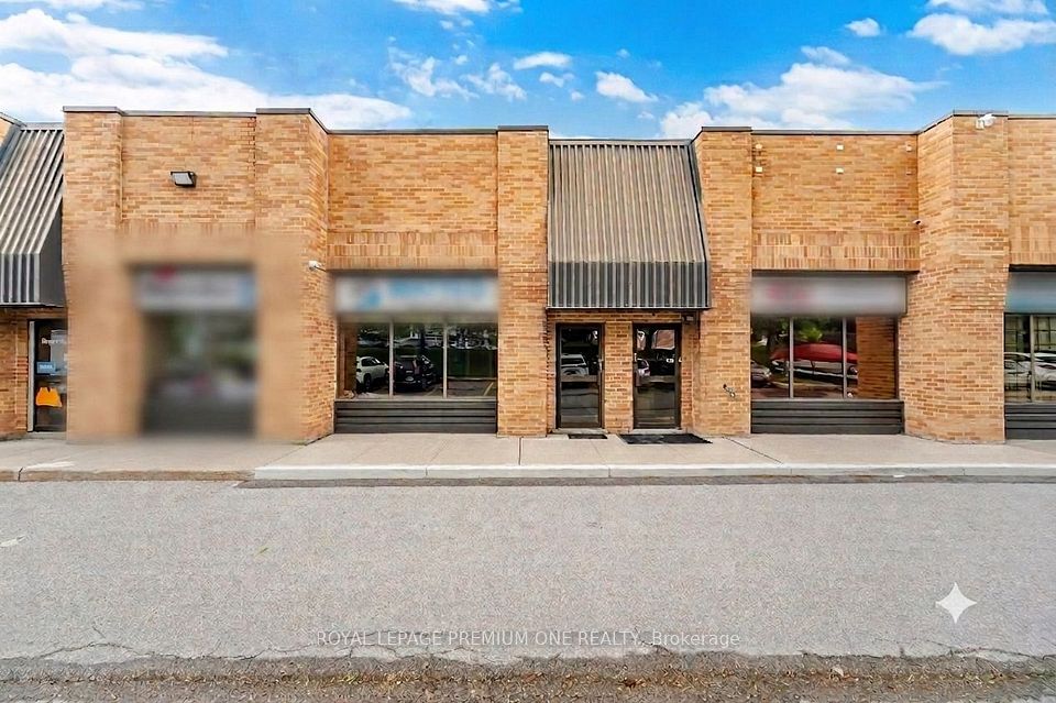 16 Sims Crescent 2, Richmond Hill, ON L4B 2P1