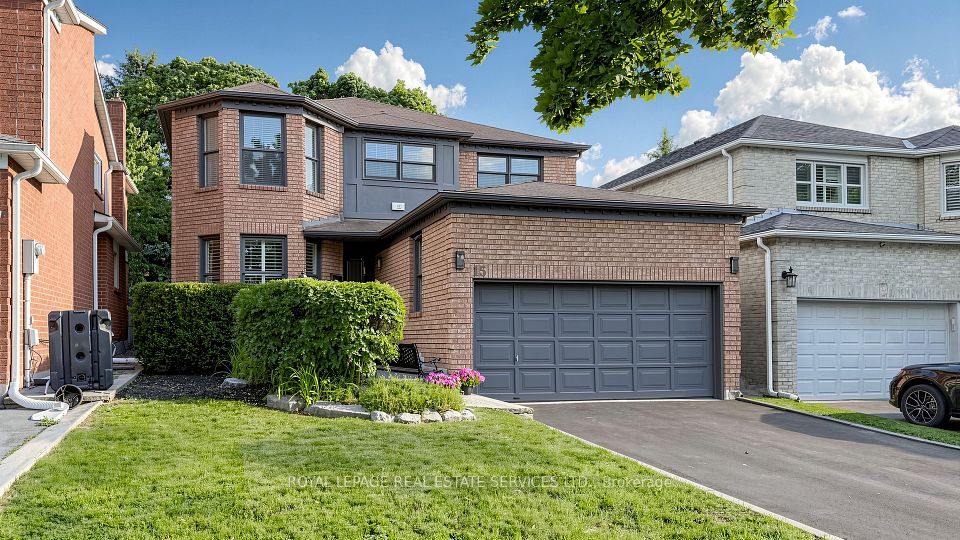 Detached at 15 Maxwell Court, Vaughan, ON L4J 6Y3, Vaughan
