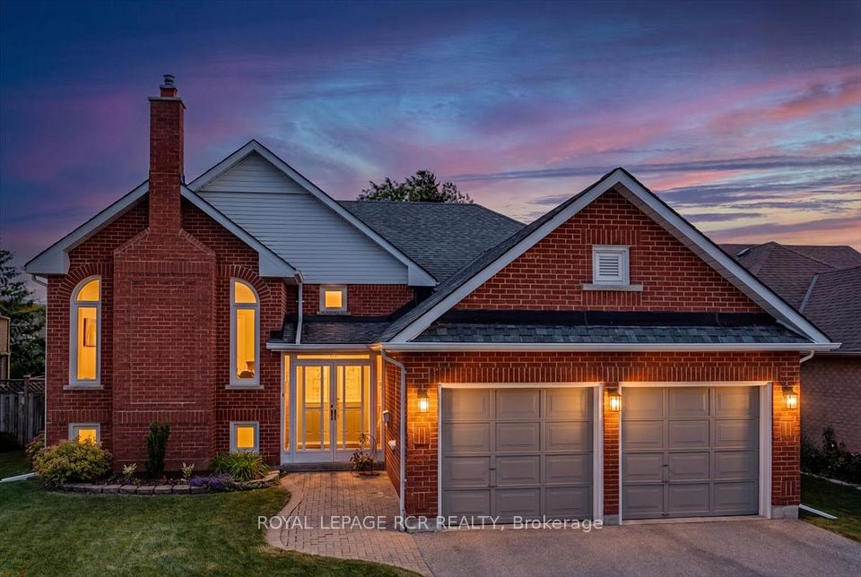 Detached at 104 Carrick Avenue, Georgina, ON L4P 3R7, Georgina