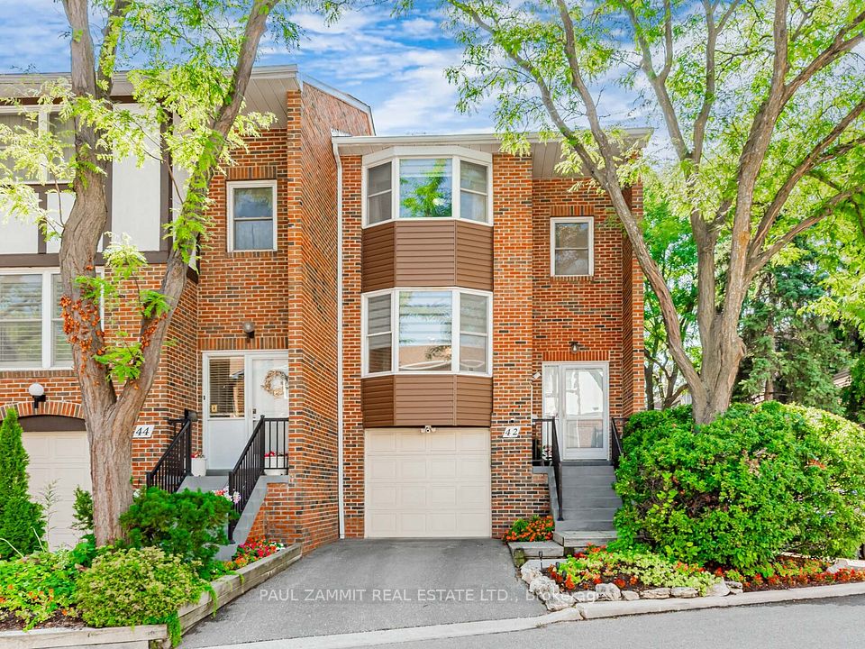 Condo Townhouse at 42 Windsor Court Road, Markham, ON L3T 4Y5, Markham