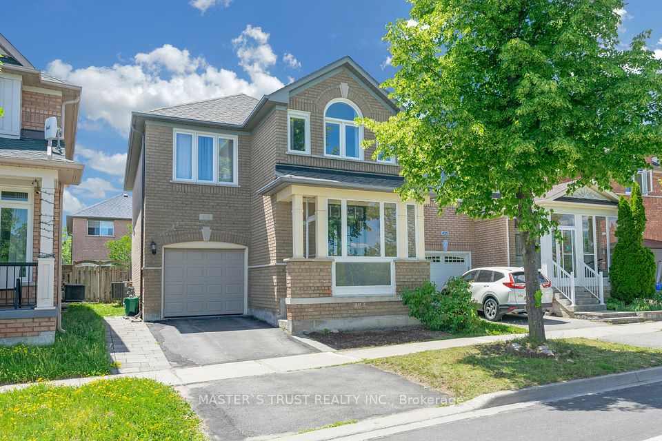 Detached at 418 The Bridle Walk, Markham, ON L6C 2M5, Markham