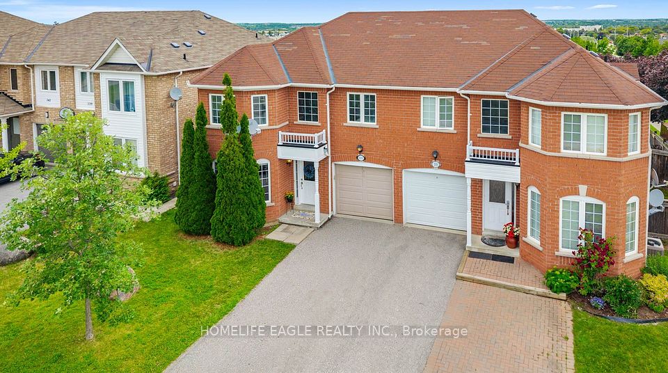 Semi-Detached  at 135 Wainscot Avenue, Newmarket, ON L3X 2X6, Newmarket