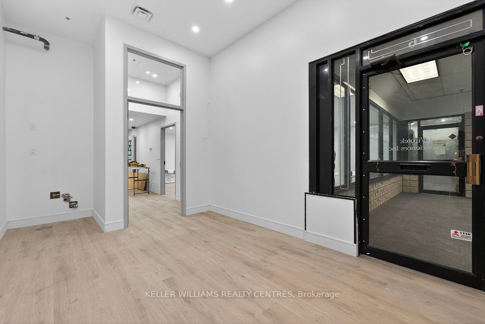 570 Hood Road 6, Markham, ON L3R 4G7