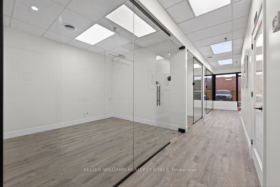 570 Hood Road 21, Markham, ON L3R 4G7