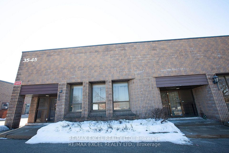 37 Ferrier Street 8, Markham, ON L3R 3K6