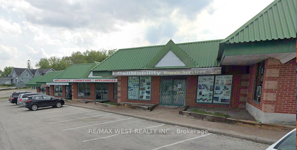 482 The Queensway S Street, Georgina, ON L4P 2E3