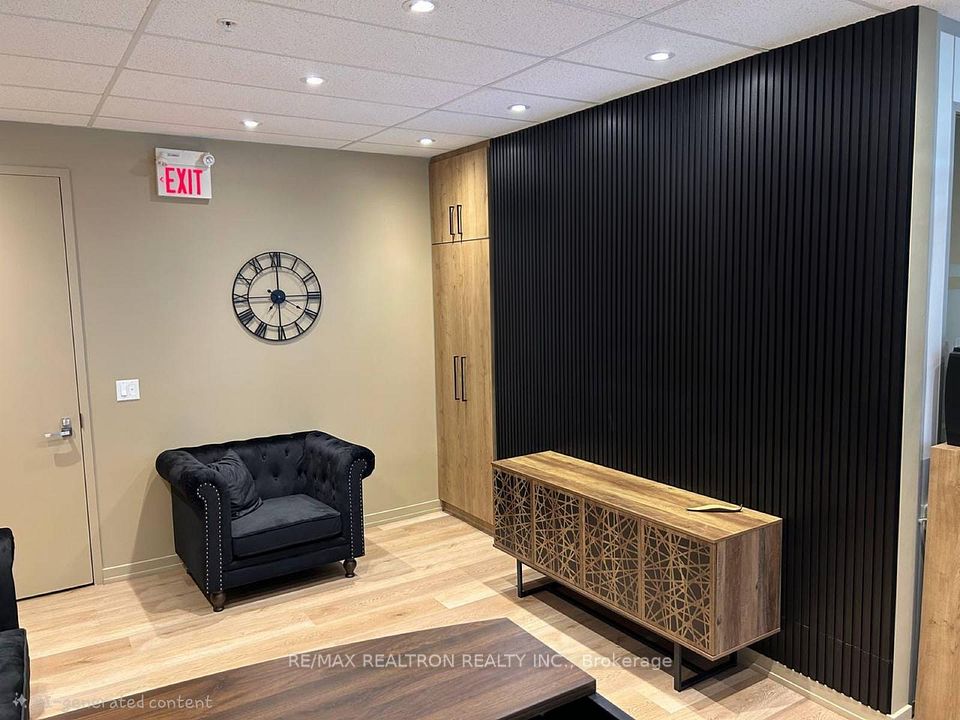 7191 Yonge Street 506, Markham, ON L3T 0C4