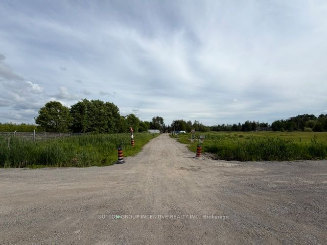 2513 Innisfil Beach Road, Innisfil, ON L9S 4C1