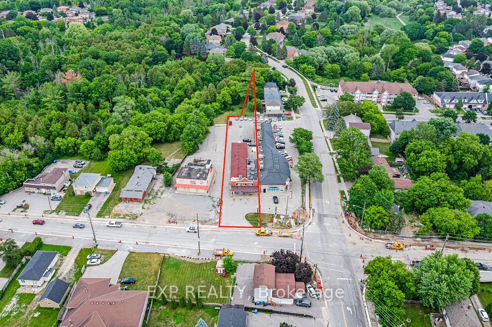 19423 Yonge Street, East Gwillimbury, ON L9N 1L8