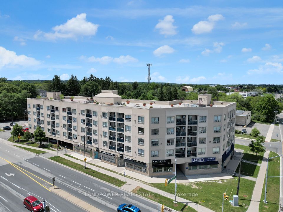 Condo Apartment at 160 Wellington Street E 301, Aurora, ON L4G 1J3, Aurora