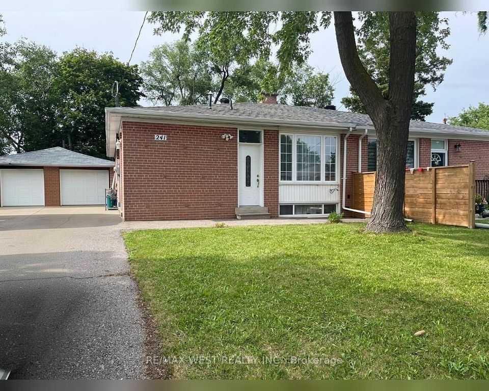 Semi-Detached at 241 Ashlar Road, Richmond Hill, ON L4C 2W7, Richmond Hill