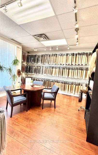 25 Valleywood Drive 20 & 18, Markham, ON L3R 5L9