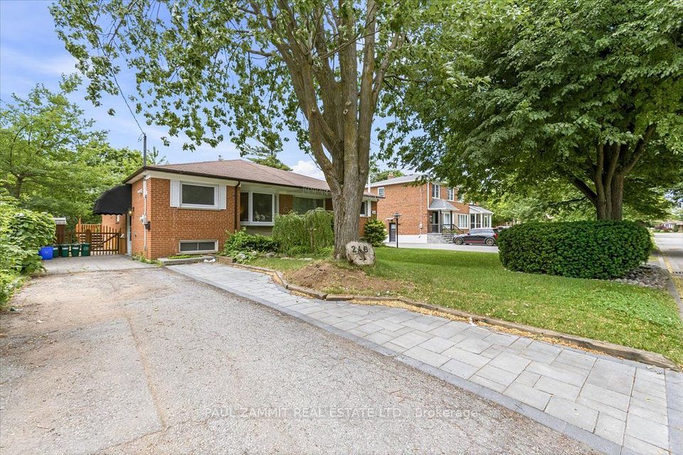 Semi-Detached at 246 Zelda Crescent, Richmond Hill, ON L4C 2Y5, Richmond Hill