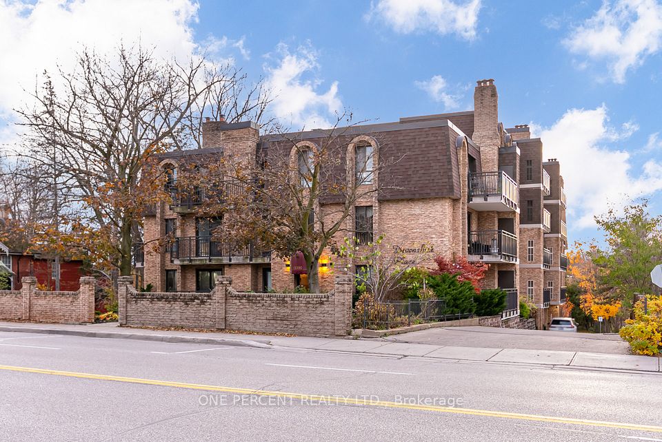 Condo Apartment at 15390 Yonge Street 406, Aurora, ON L4G 1N8, Aurora