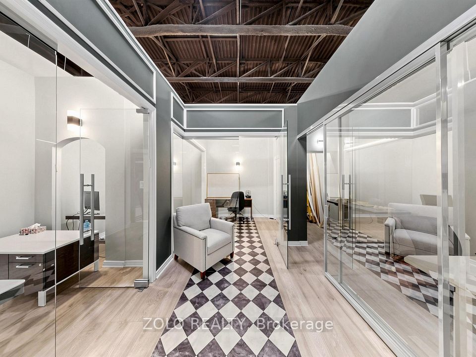 7250 Keele Street C (254), Vaughan, ON L4K 1Z8