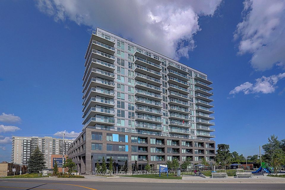 Condo Apartment at 185 Deerfield Road 1002, Newmarket, ON L3Y 0G7, Newmarket