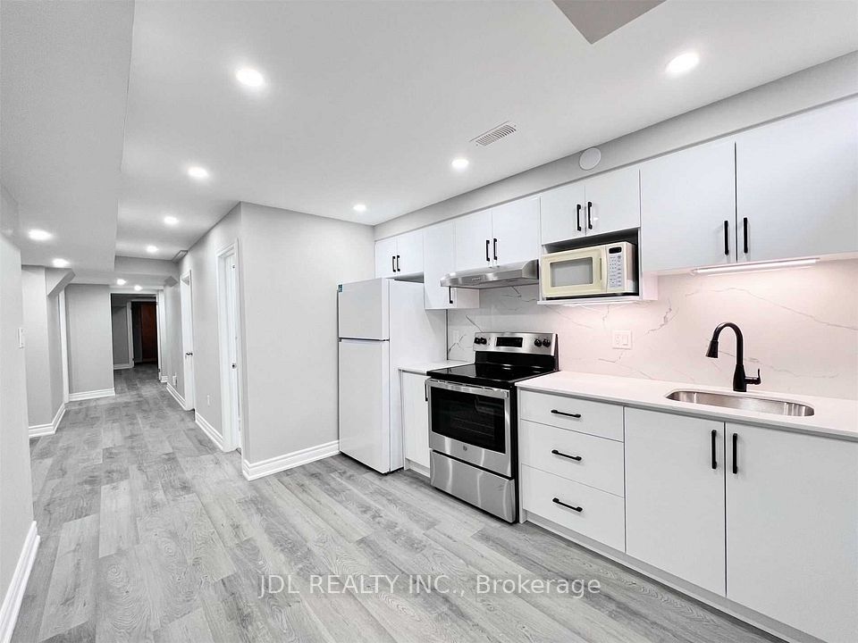 Semi-Detached at 43 Portage Avenue Bsmt, Richmond Hill, ON L4E 2Z5, Richmond Hill