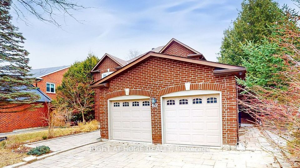 Detached at 62 Mcclenny Drive lower2, Aurora, ON L4G 5N6, Aurora