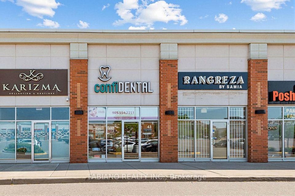 150 New Delhi Drive 43, Markham, ON L3S 0B6
