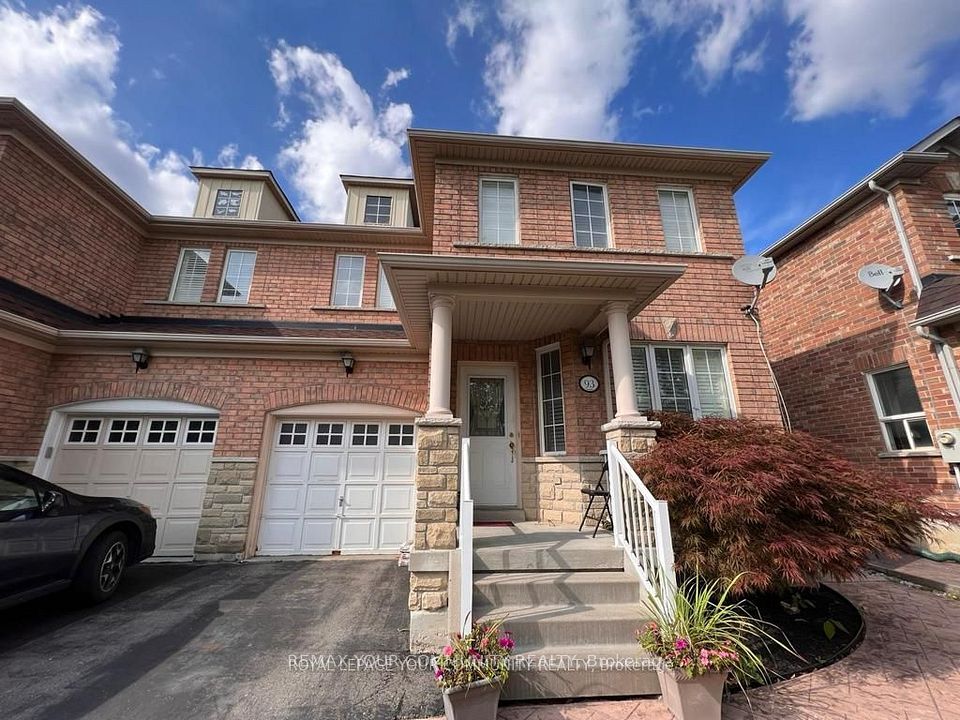 Semi-Detached at 93 Starr Crescent, Aurora, ON L4G 7X2, Aurora