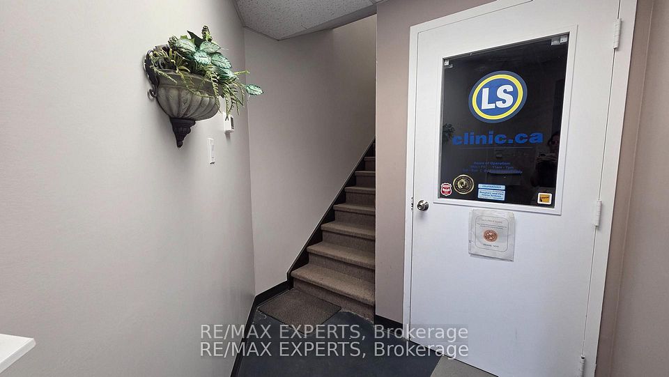400 Esna Park Drive 10, Markham, ON L3R 1G5