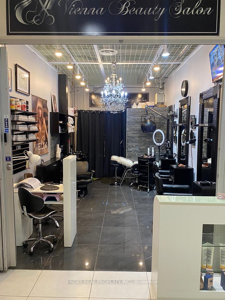 7181 Yonge Street S 102, Markham, ON L3T 0C7