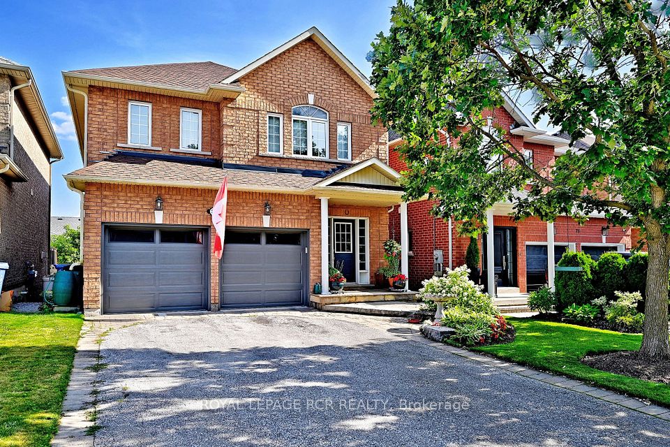 Detached at 81 Woodbury Crescent, Newmarket, ON L3X 2T2, Newmarket