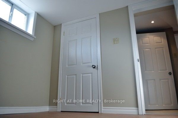 Semi-Detached at 242 Demaine Crescent, Richmond Hill, ON L4C 2W5, Richmond Hill