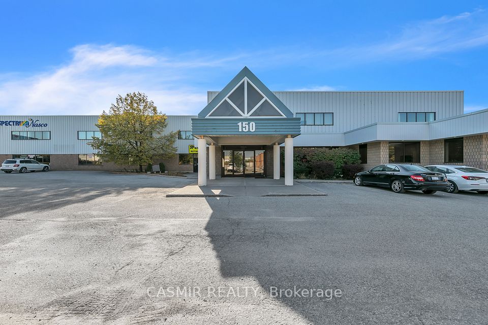150 Pony Drive E, Newmarket, ON L3Y 7B6