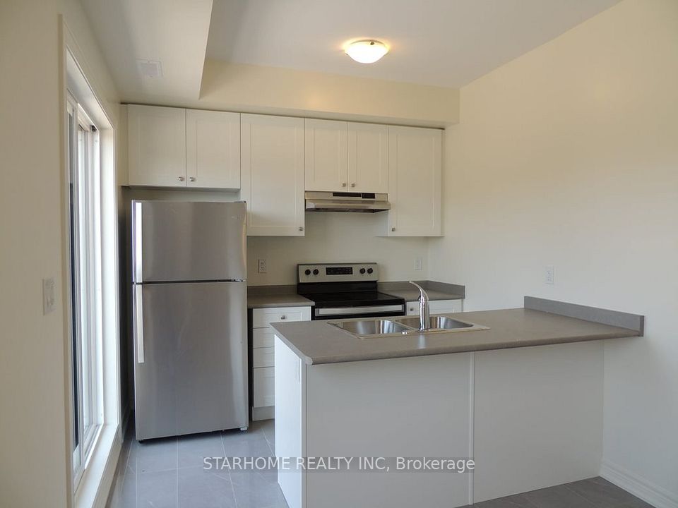 Att/Row/Townhouse at 9436 Bayview Avenue Coach, Richmond Hill, ON L4C 5G9, Richmond Hill