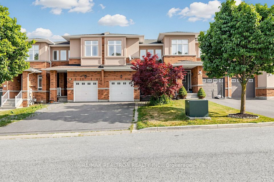 Att/Row/Townhouse at 142 Mistywood Crescent W, Vaughan, ON L4J 9K3, Vaughan