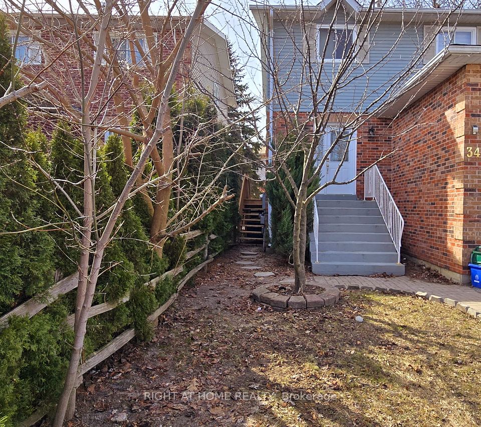 Detached at 34 Hodgins Avenue BSMT, Georgina, ON L4P 3T3, Georgina