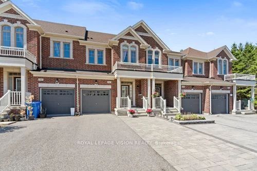Att/Row/Townhouse at 360 William Graham Drive, Aurora, ON L4G 0Z9, Aurora