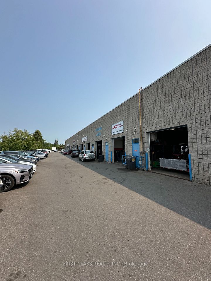 166 Bullock Drive 12, Markham, ON L3P 1W2
