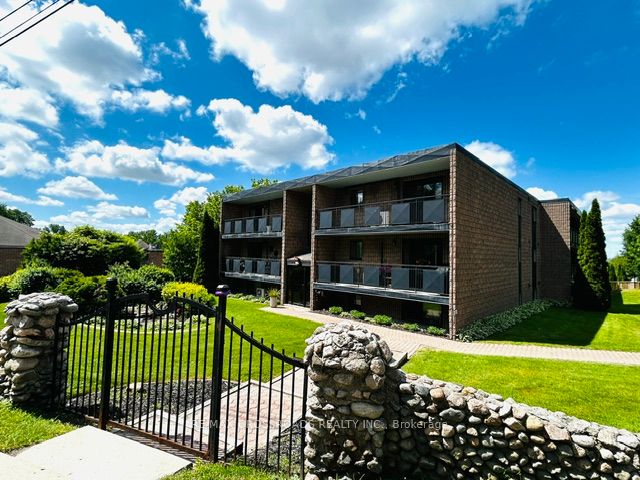 Condo Apartment at 74 The Queensway South Road 106, Georgina, ON L4P 1Z3, Georgina