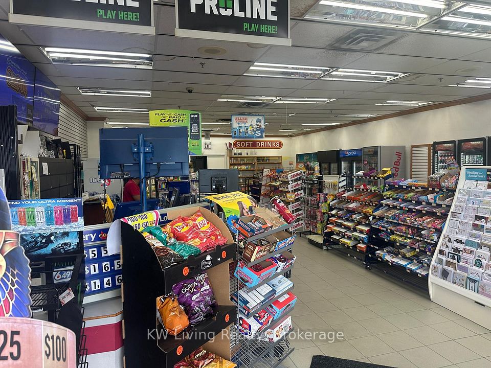 297 Wellington Street E 4, Aurora, ON L4G 6K9