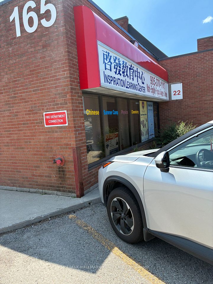 165 East Beaver Creek Road 22, Richmond Hill, ON L4B 2N2