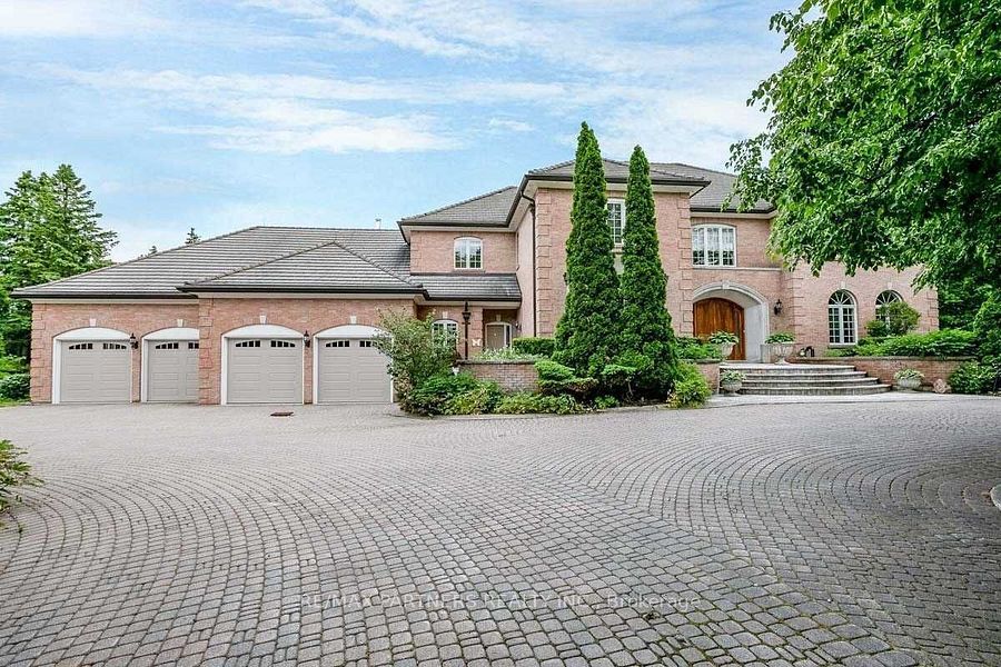 Detached at 11 Jarvis Avenue, Aurora, ON L4G 6W8, Aurora