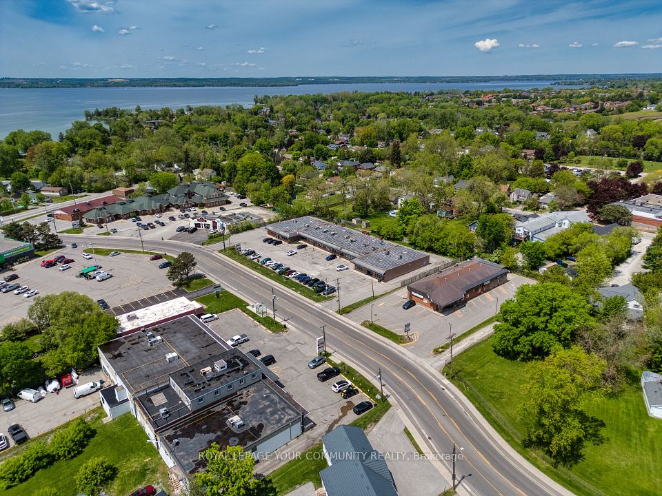 190 Simcoe Avenue, Georgina, ON L4P 2H7