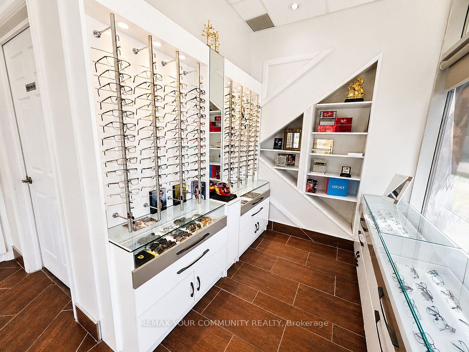 20 New Delhi Drive 97A, Markham, ON L1S 2R2