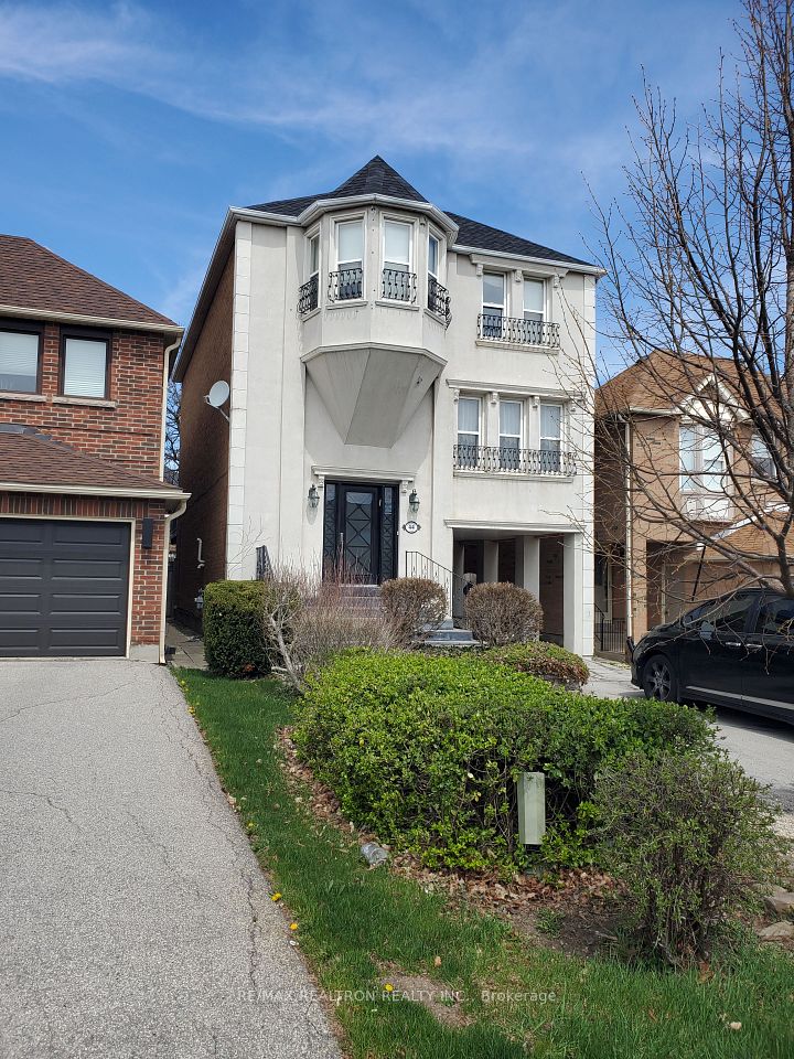 Detached at 44 Roxborough Lane, Vaughan, ON L4J 4T1, Vaughan
