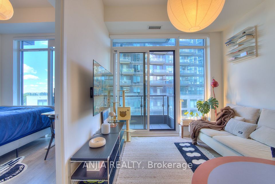 Condo Apartment at 8868 Yonge Street 701, Richmond Hill, ON L4C 0T4, Richmond Hill