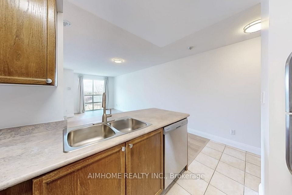 Condo Apartment at 3 Ellesmere Street 413, Richmond Hill, ON L4B 4N2, Richmond Hill