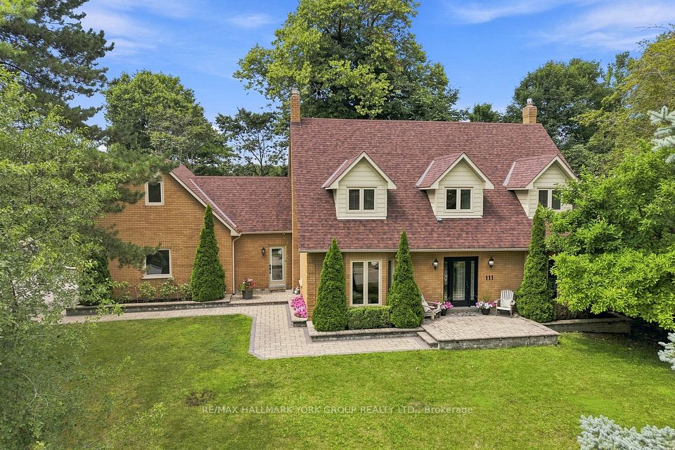 Detached at 111 Whispering Pine Trail, Aurora, ON L4G 4X8, Aurora