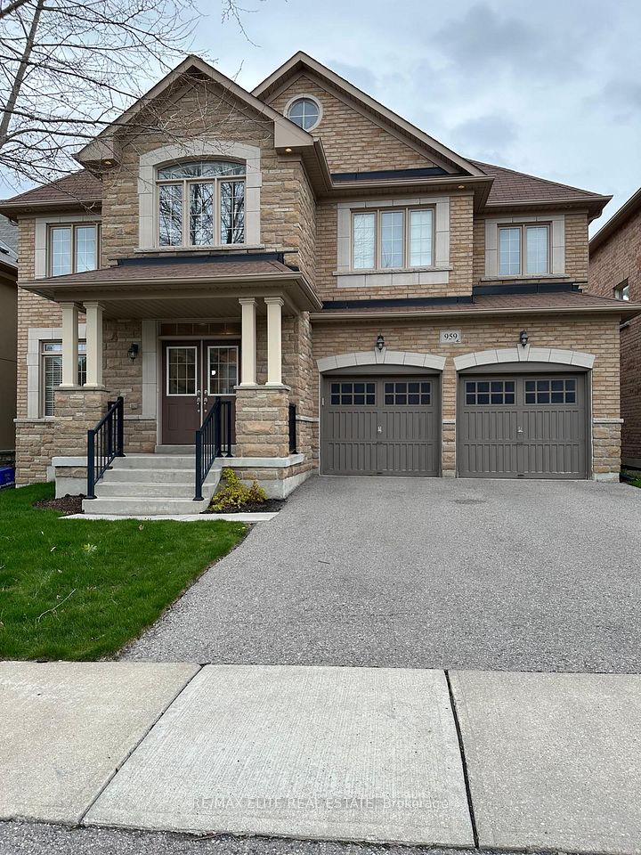 Detached at 959 Ernest Cousins Circle, Newmarket, ON L3X 0B7, Newmarket