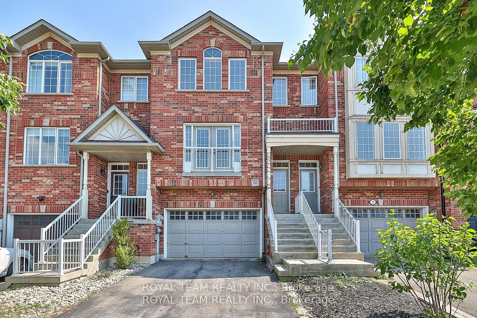 Att/Row/Townhouse at 11 Jarrett Court, Vaughan, ON L6A 3W4, Vaughan