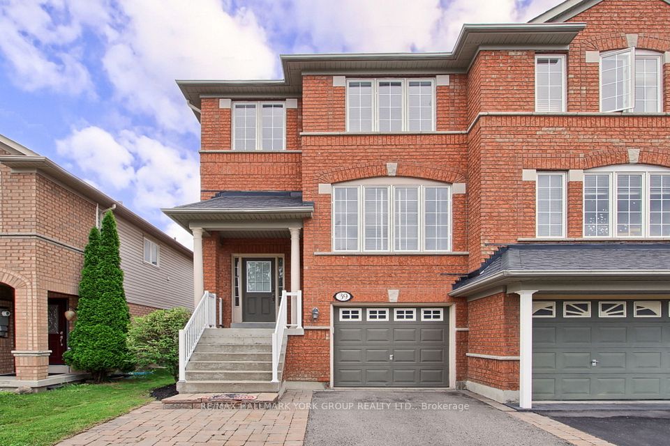 Semi-Detached at 39 Millcliff Circle, Aurora, ON L4G 7N7, Aurora