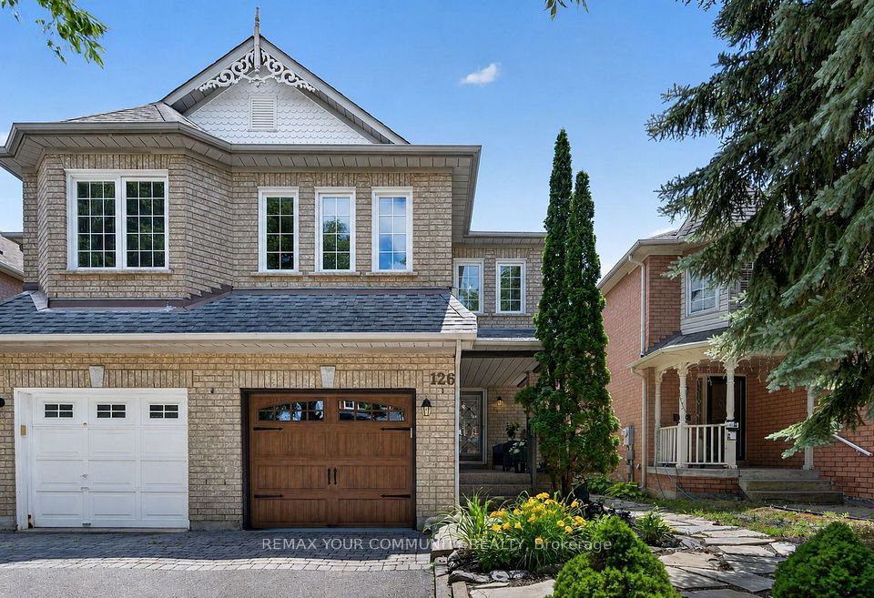 Semi-Detached at 126 Woodroof Crescent, Aurora, ON L4G 7H2, Aurora