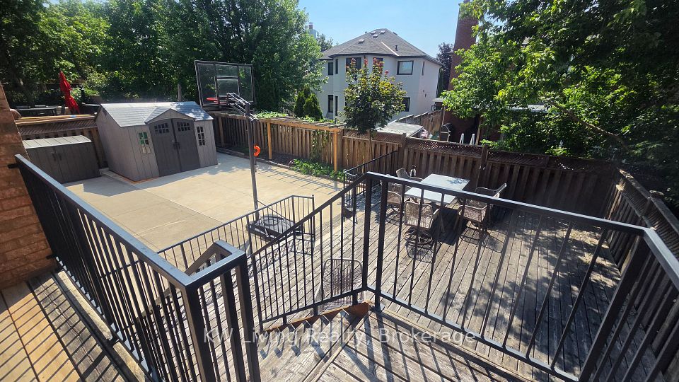 Detached at 7570 Kipling Avenue, Vaughan, ON L4L 1Y4, Vaughan