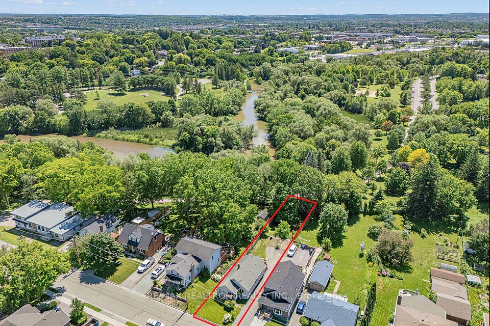 Detached at 412 Andrew Street, Newmarket, ON L3Y 1H4, Newmarket